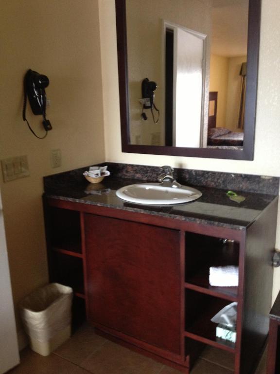Budget Inn Anaheim/Santa Ana Room photo